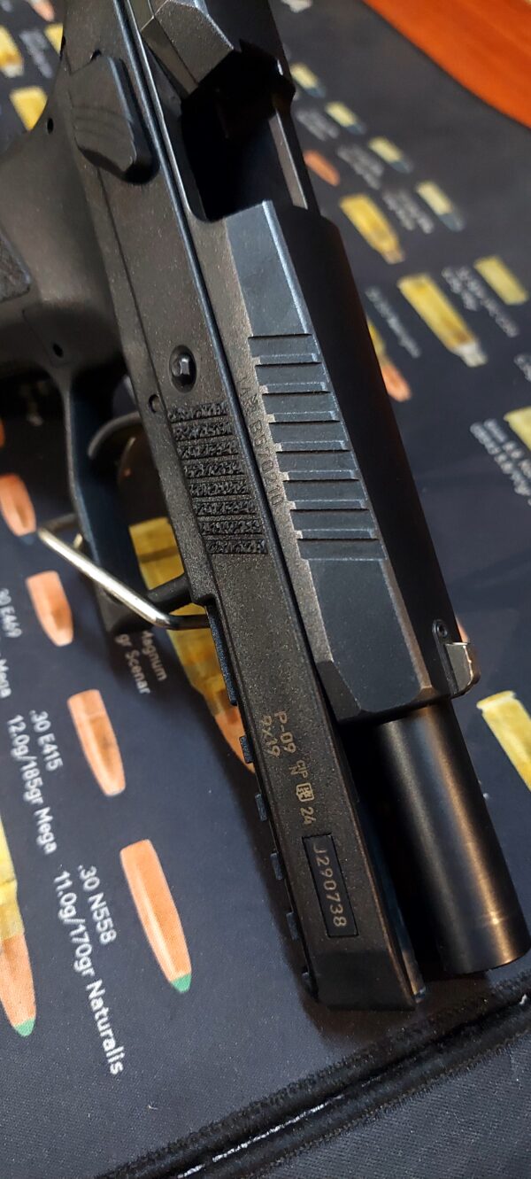 Pistolet CZ P09 - obrazek 4